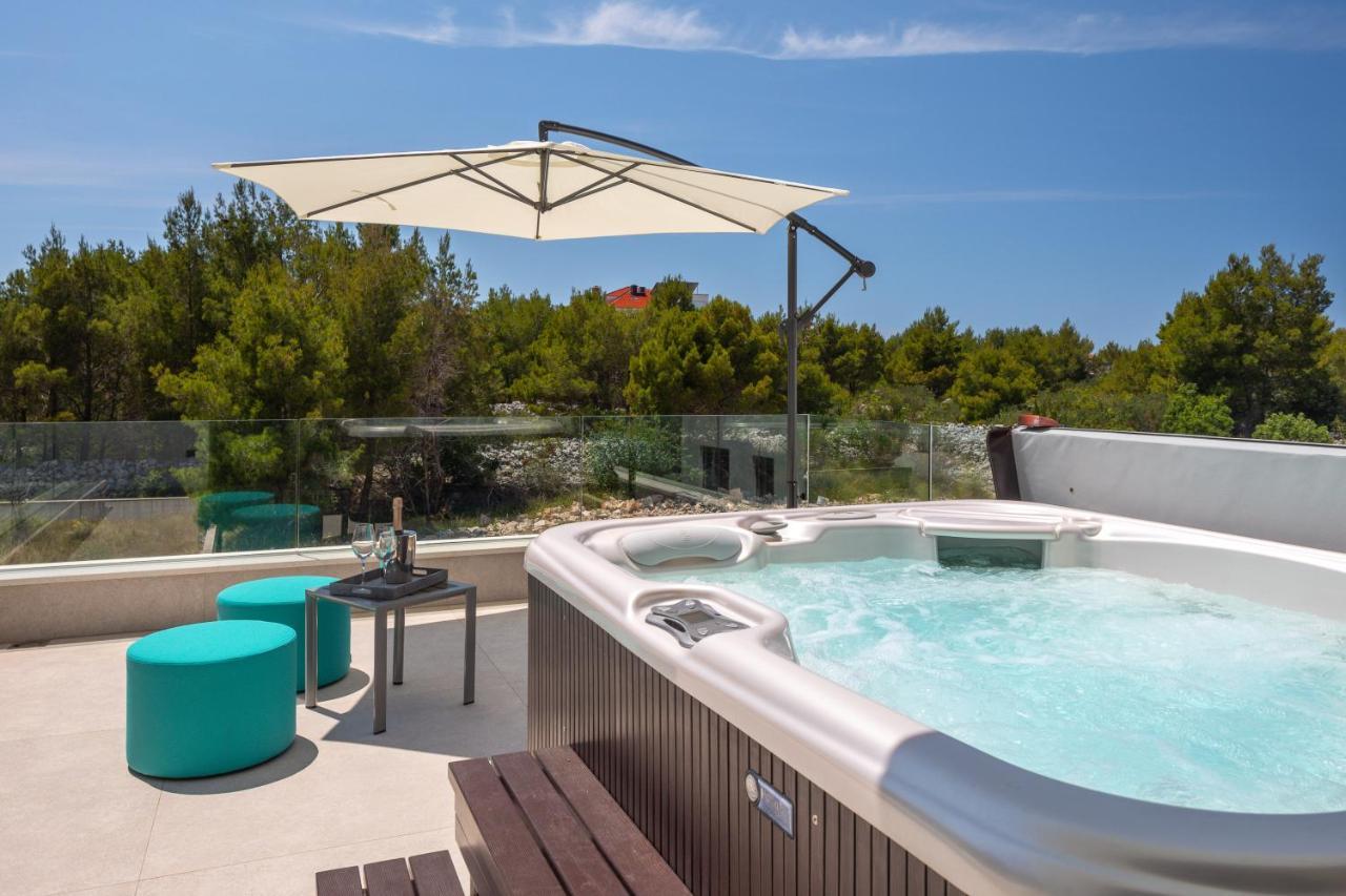 Villa Dm Vodice Zewnętrze zdjęcie