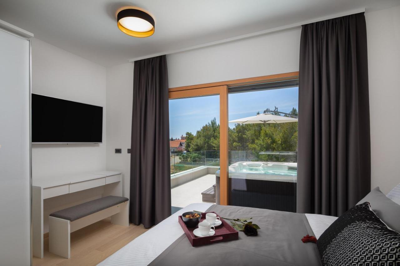Villa Dm Vodice Zewnętrze zdjęcie